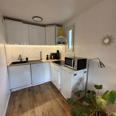 Azur Deluxe Apartment