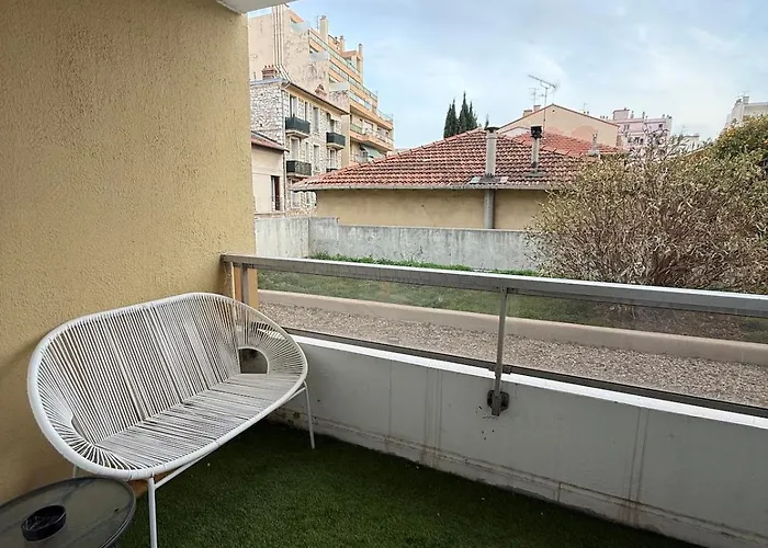 Azur Deluxe * Nice